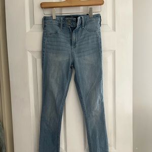 Hollister Light Wash Skinny Jeans